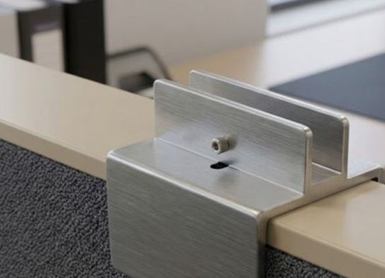 U channel bracket for cubicle height extender PAT30H